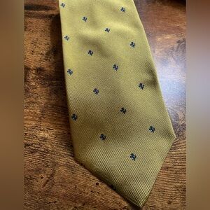 Golden Patterned Ferrari Men's 100% Silk Tie